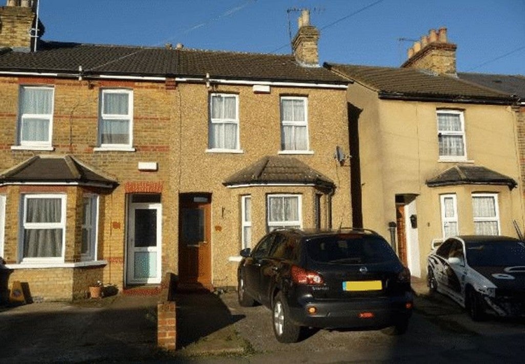 House Queen's Road in Slough