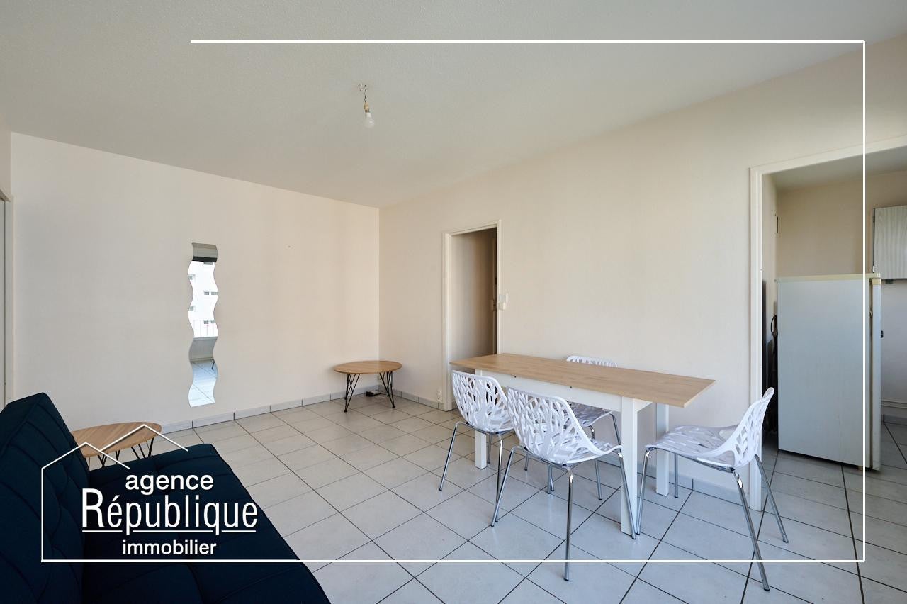 Flat Rue Thurot in Nuits-Saint-Georges