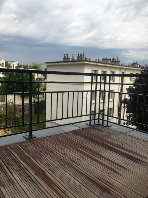 Flat Avenue Franklin Roosevelt in Suresnes