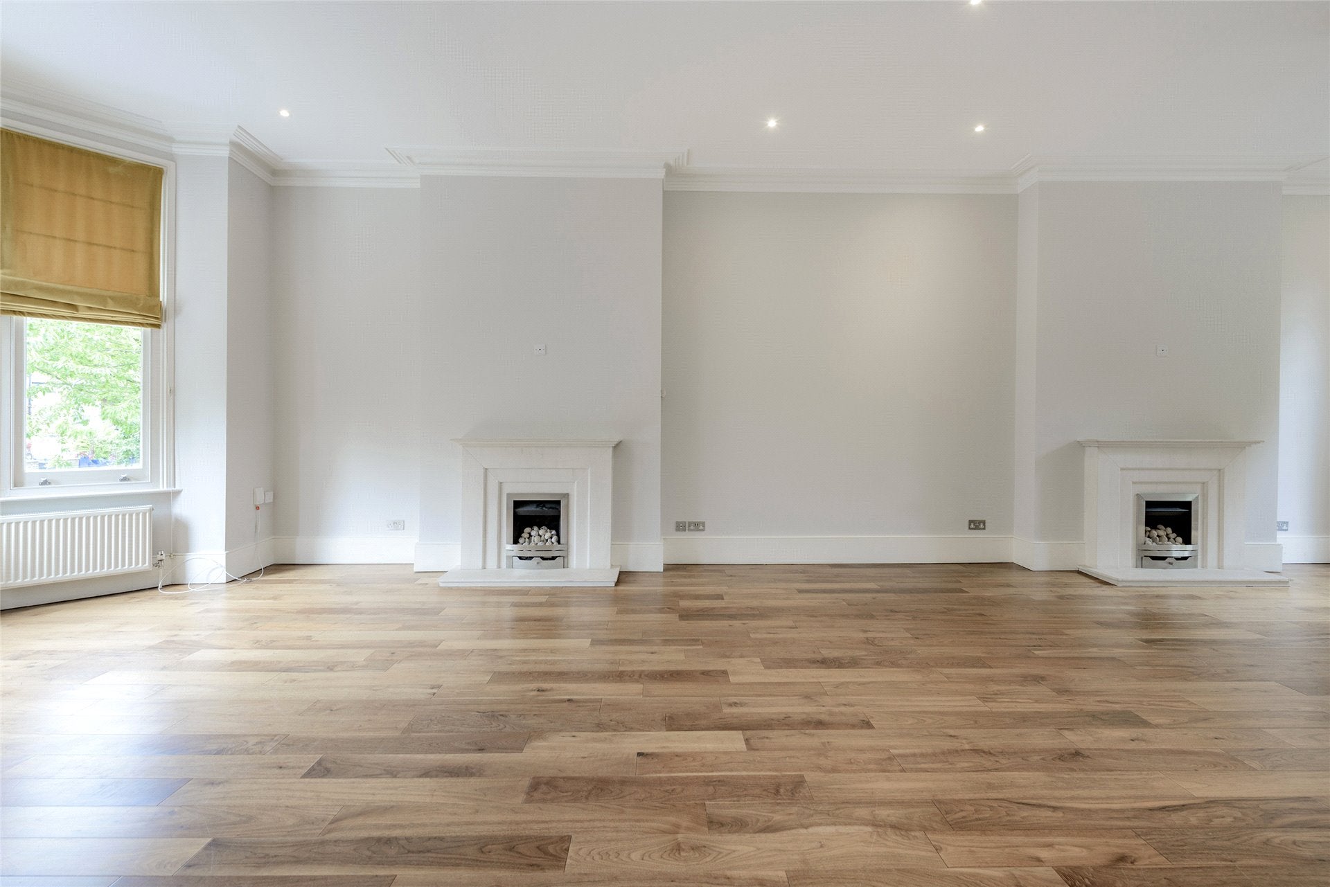 House Saint Lawrence Terrace in Greater London