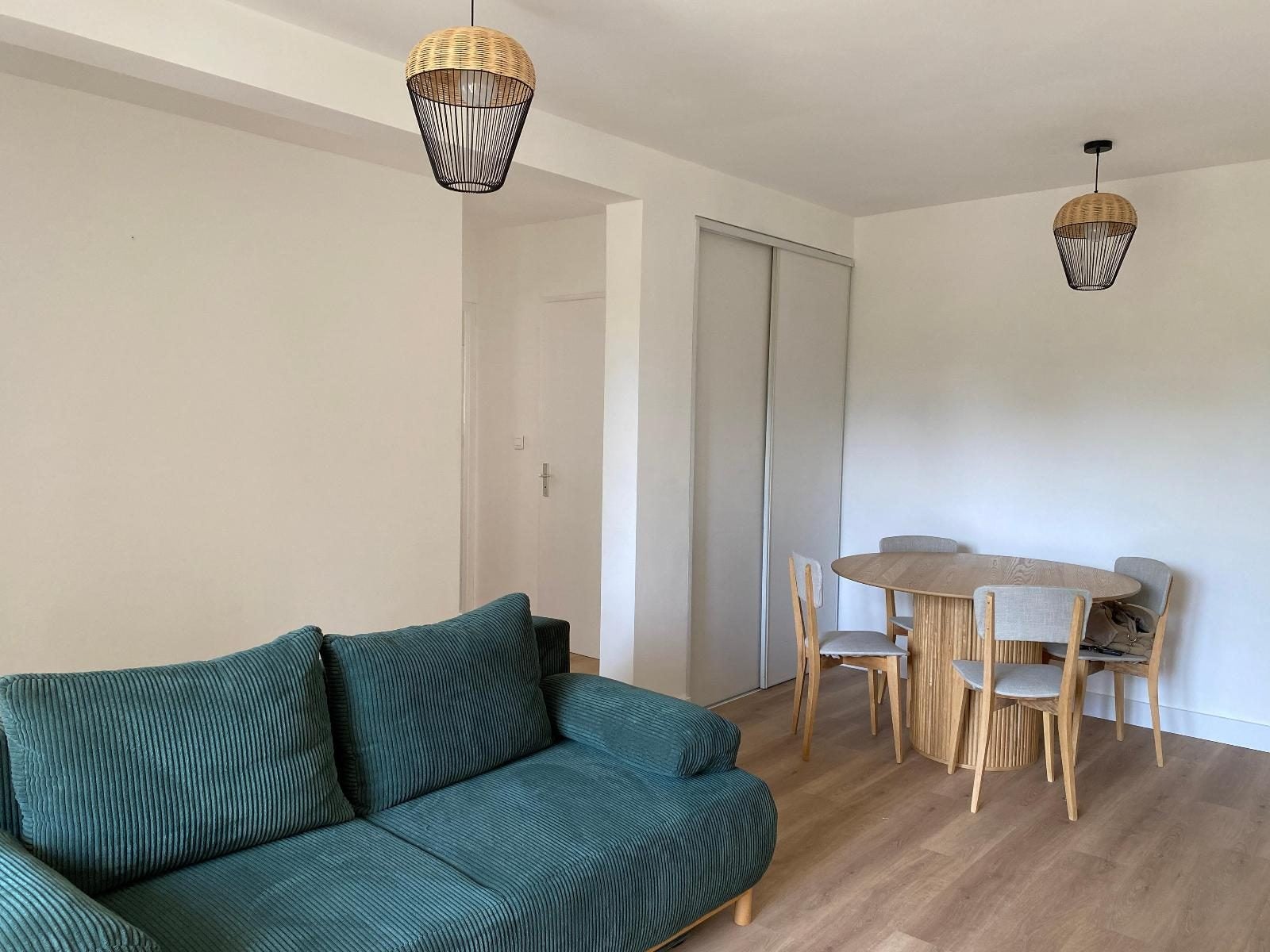 Appartement Rue Baptiste Marcet à Aubenas
