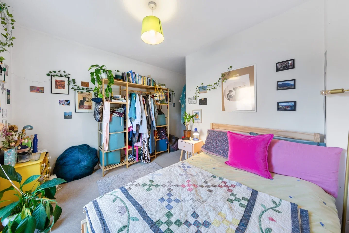 Flat Gervase Street in Greater London