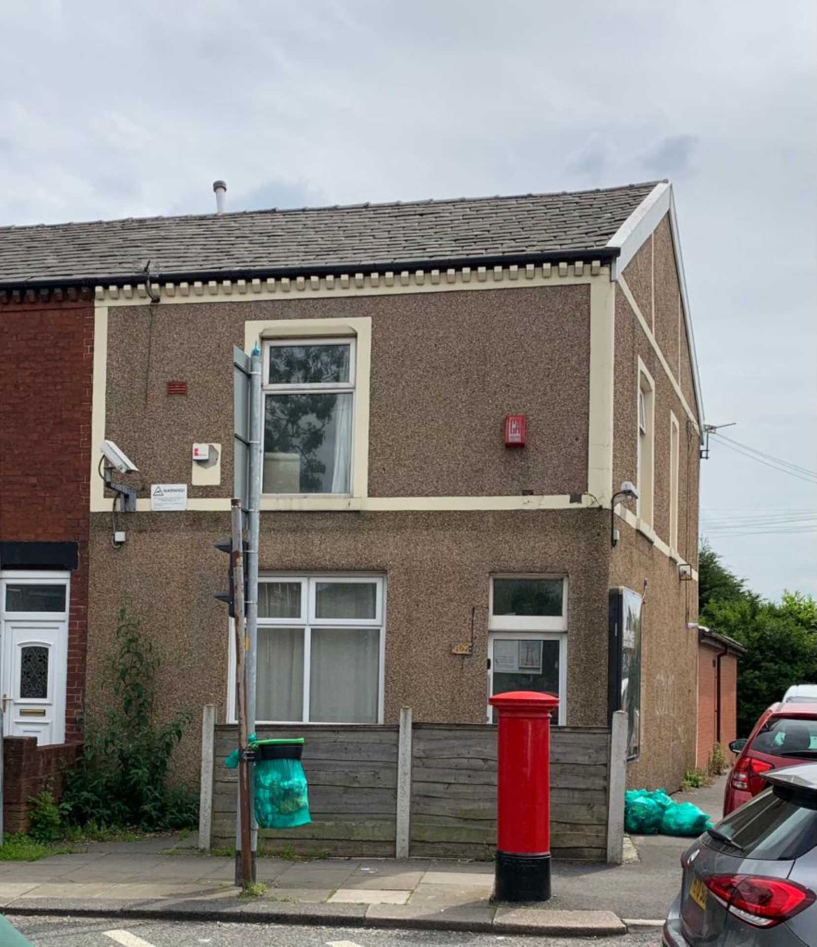 Flat Plodder Lane in Farnworth