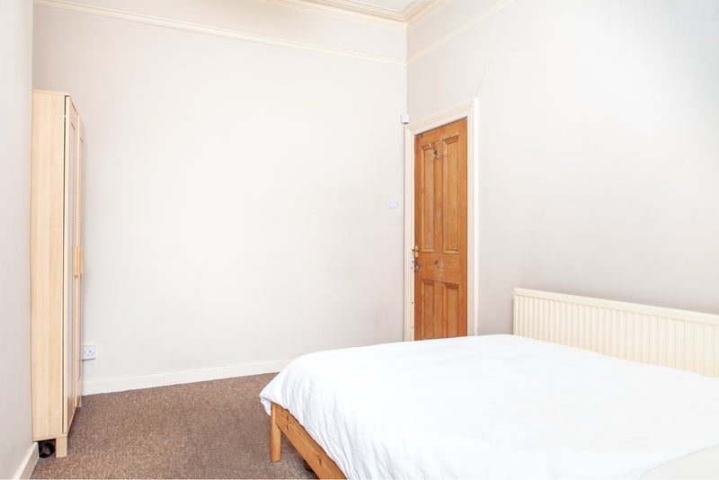 Room Forest Range in Manchester