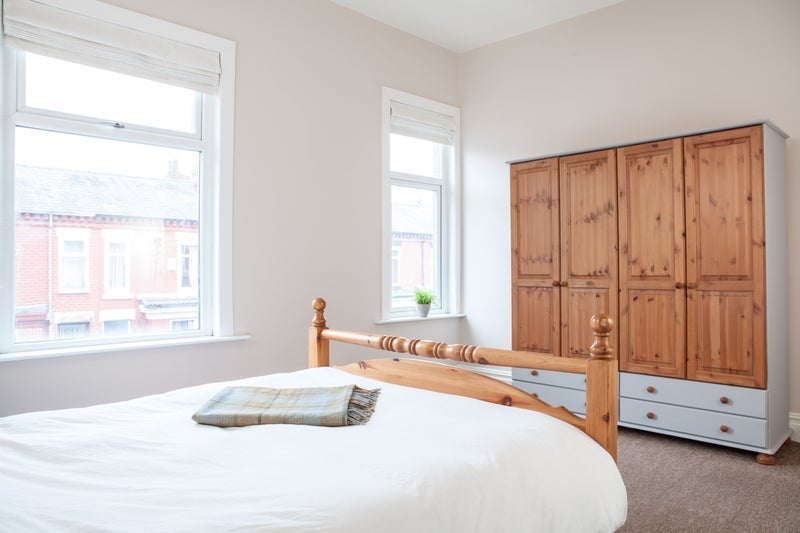Room Forest Range in Manchester