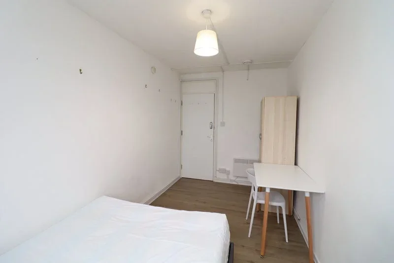 Room Mace Street in Greater London