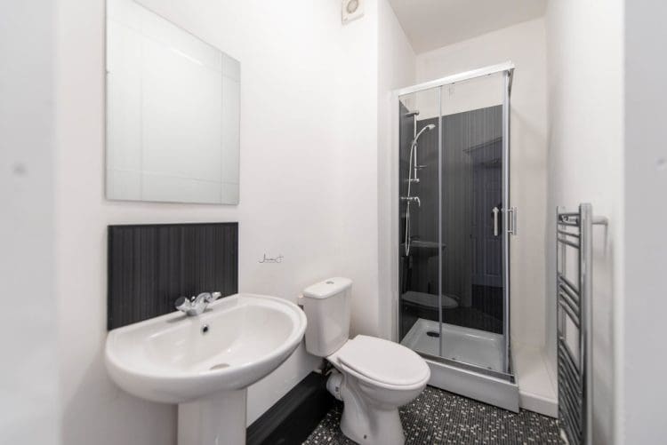 Room Oakthorn Grove in St Helens