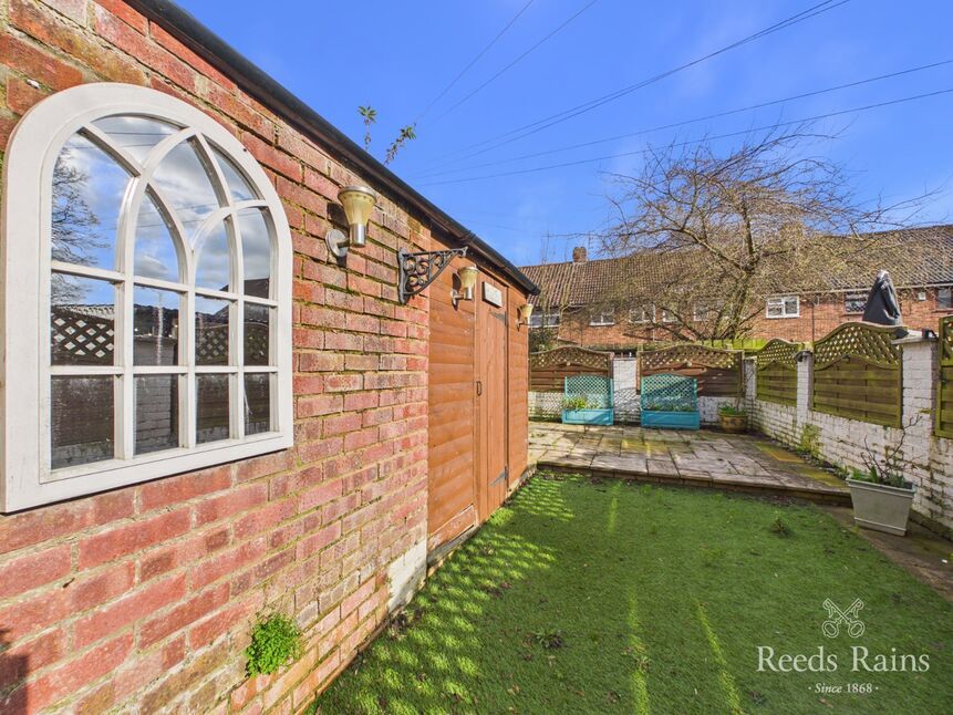 House Brent Avenue in Kingston Upon Hull