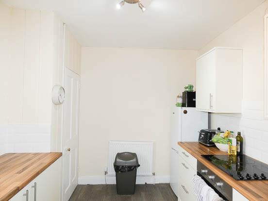 Flat Lansdown Terrace Lane in Cheltenham