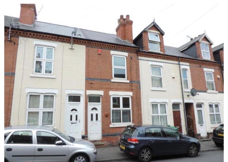 House Dovedale Road in Nottingham