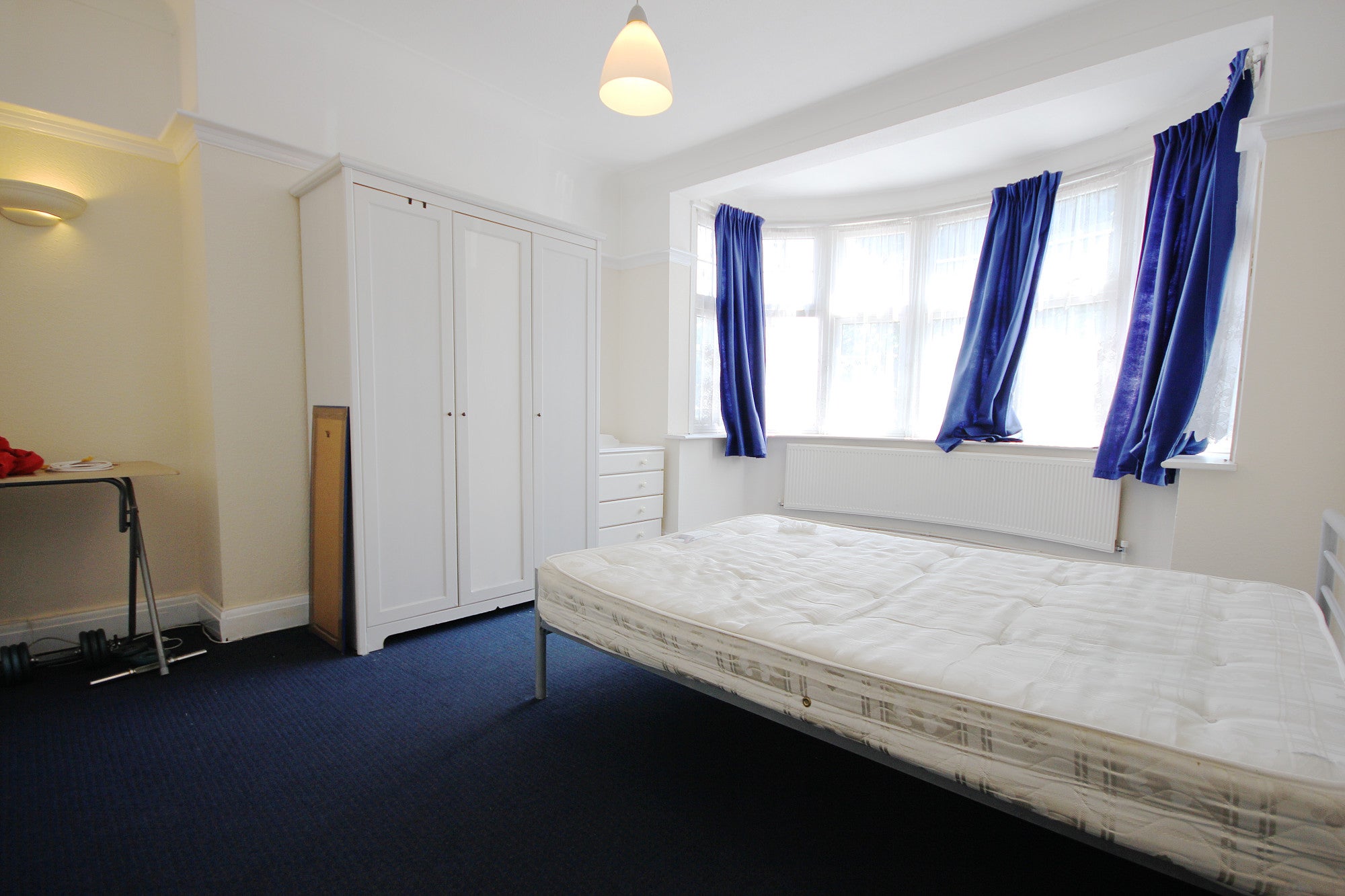 Room Great West Road in London
