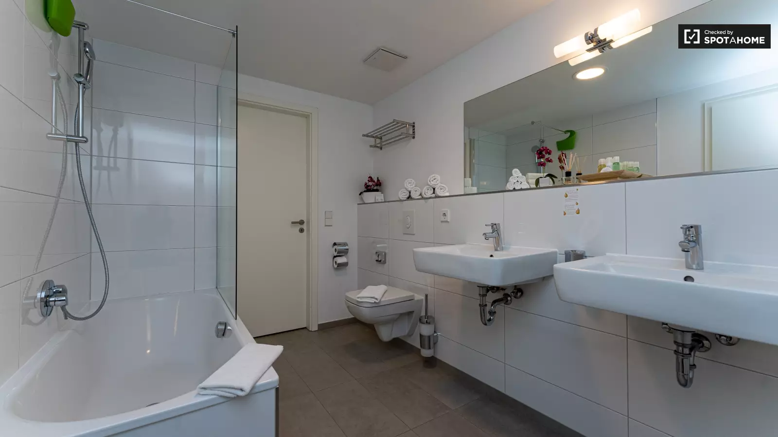 Wohnung Rosenthaler Straße in Berlin