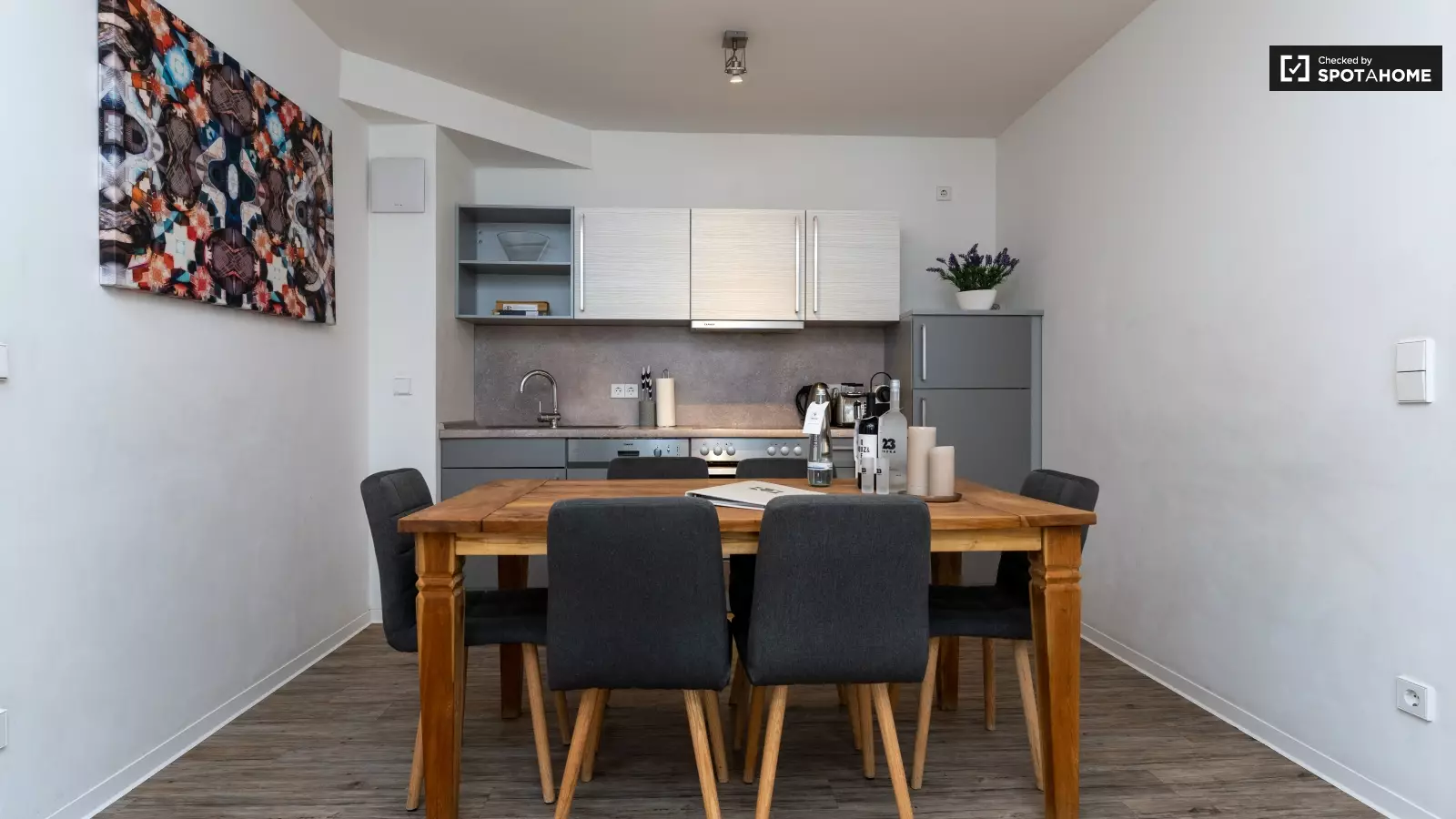 Wohnung Rosenthaler Straße in Berlin