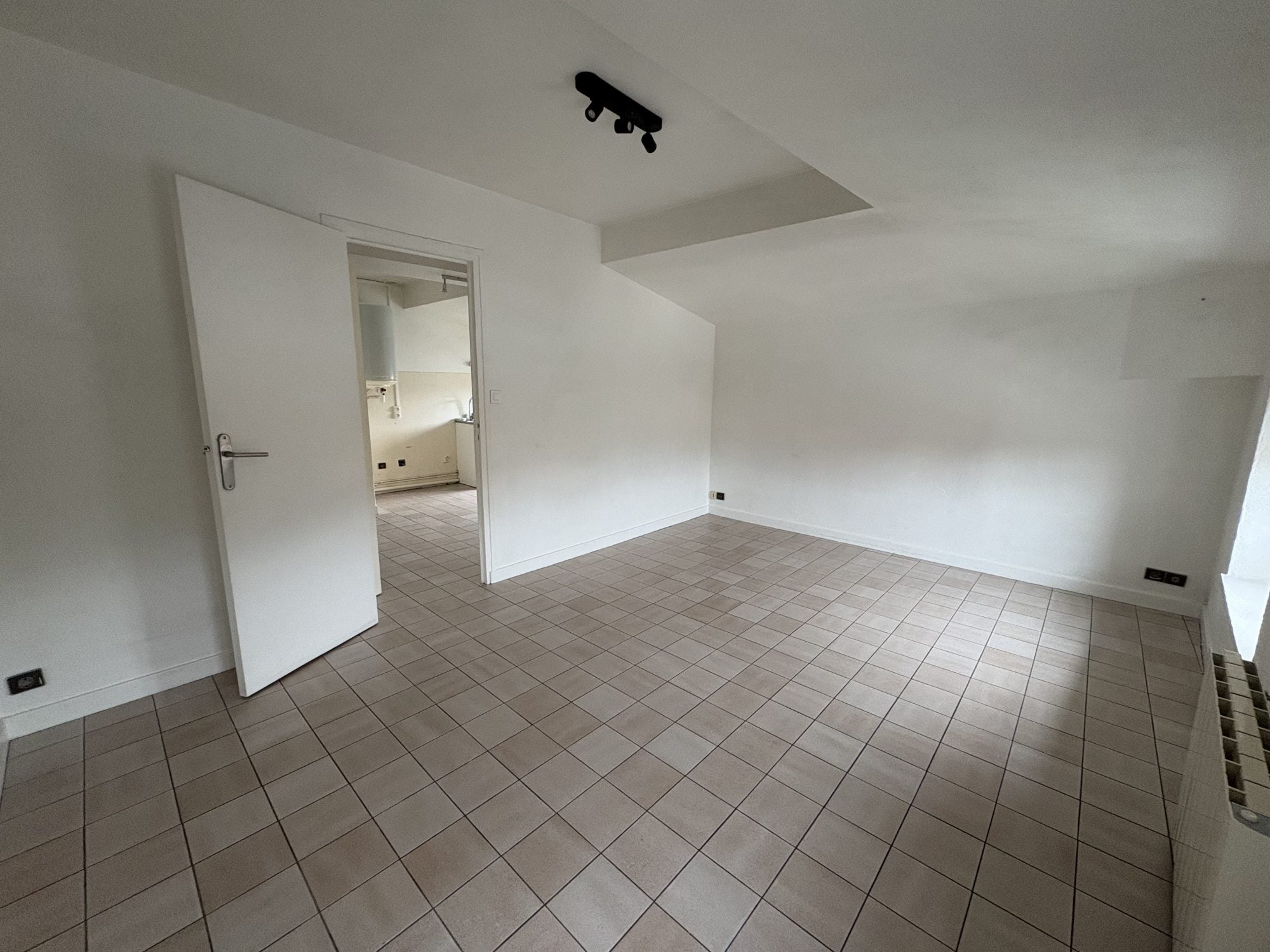 Appartement Place Henri Drevet à Bourgoin-Jallieu