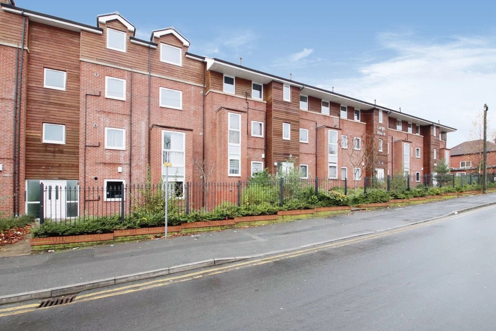 Flat Egerton Road in Salford