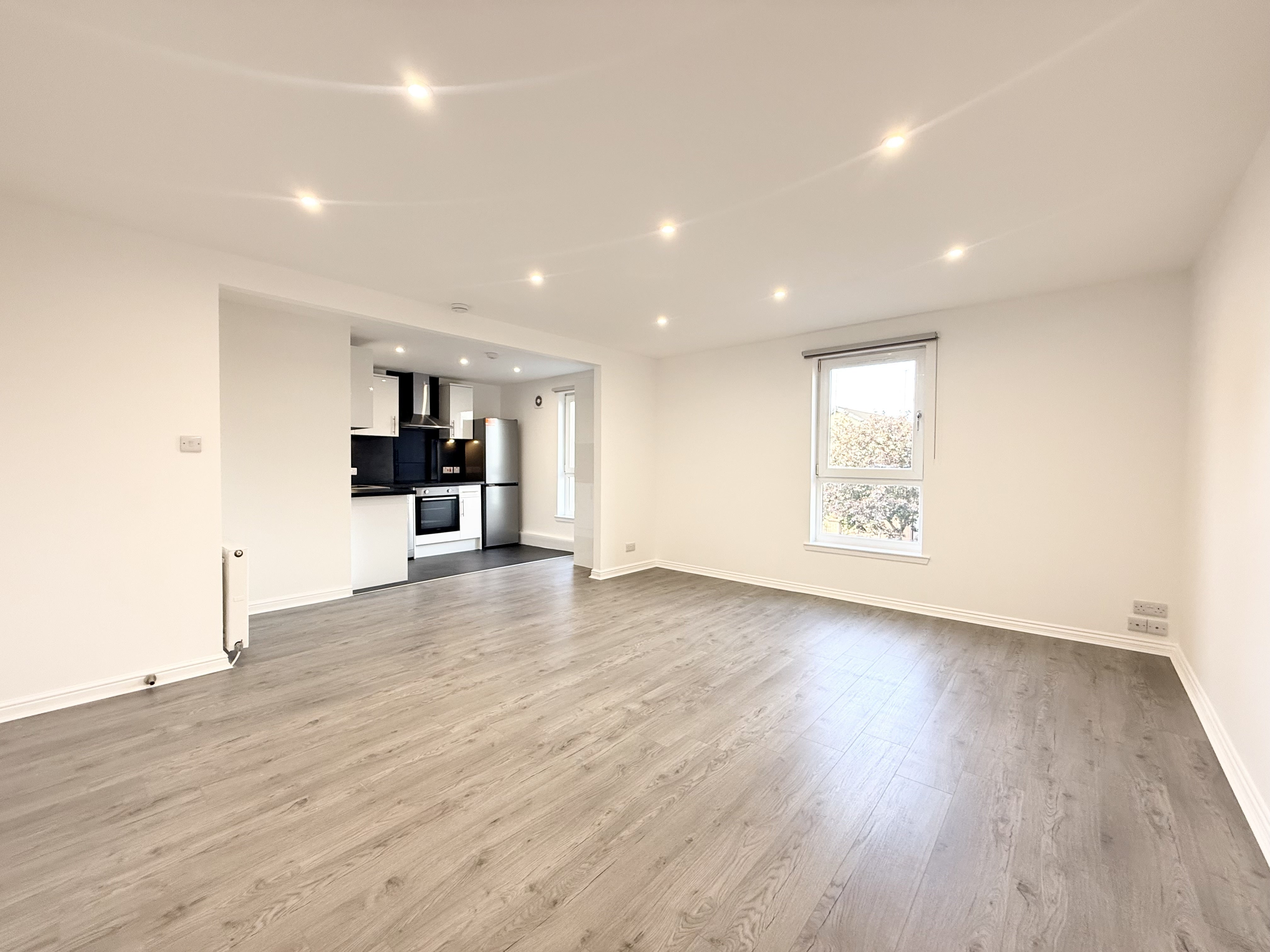 Flat Maukinfauld Road in Glasgow