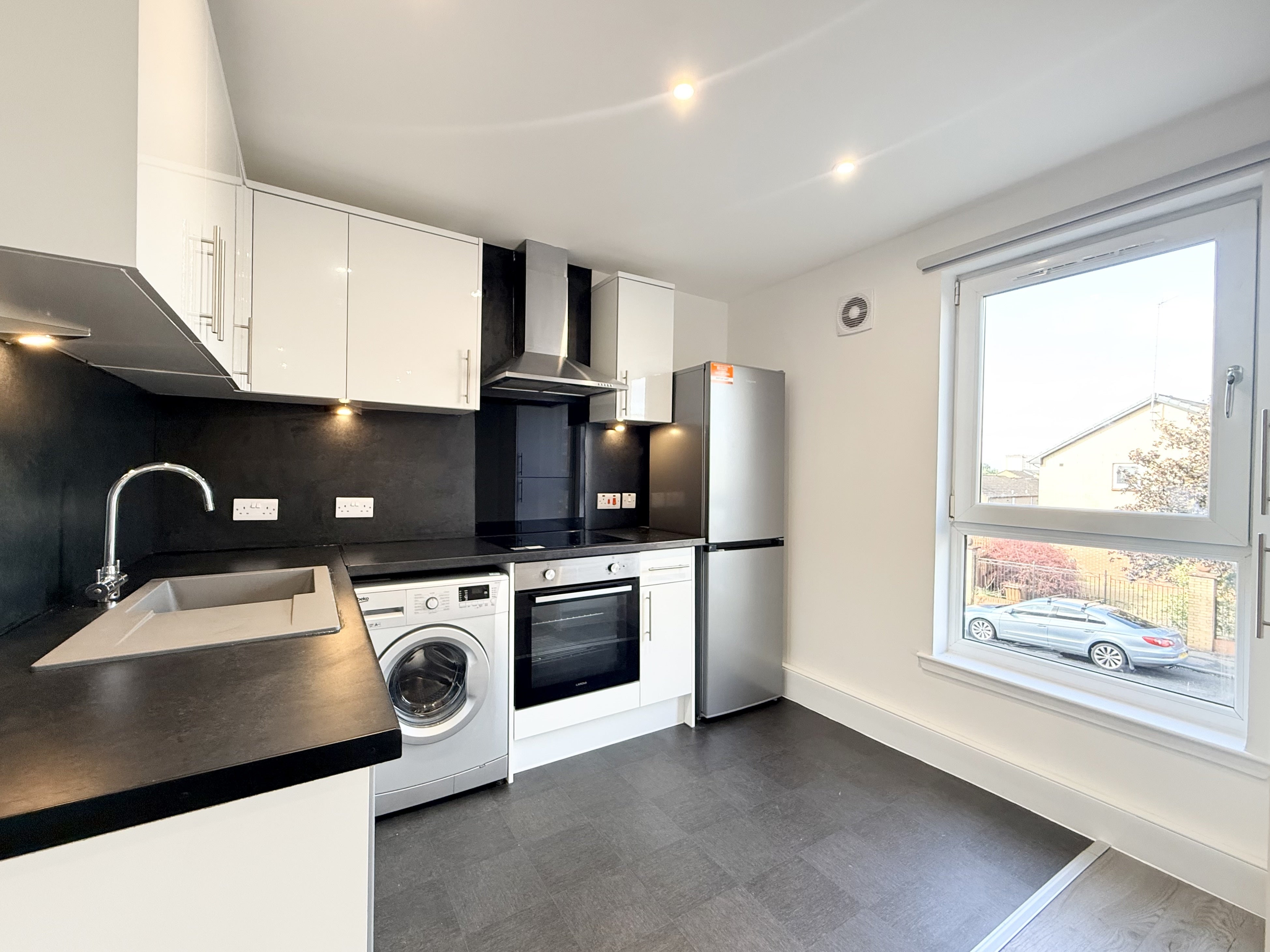 Flat Maukinfauld Road in Glasgow