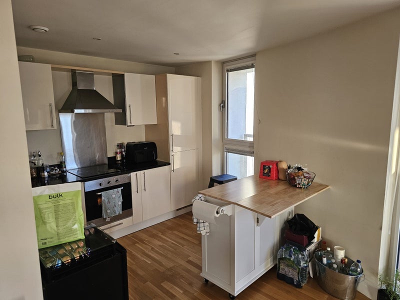 Room Quadrant Walk in Greater London