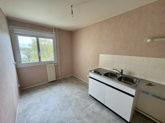Appartement Rue Pierre et Marie Curie à Gueugnon