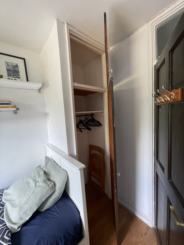Room Brixton Hill in Greater London