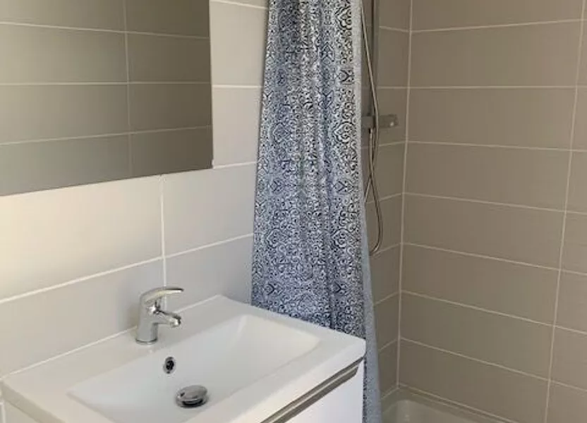 Appartement Rue Descartes à Nîmes