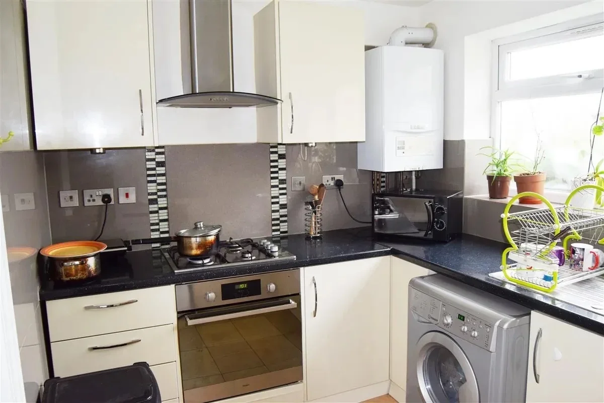 Flat Little Elms in Greater London