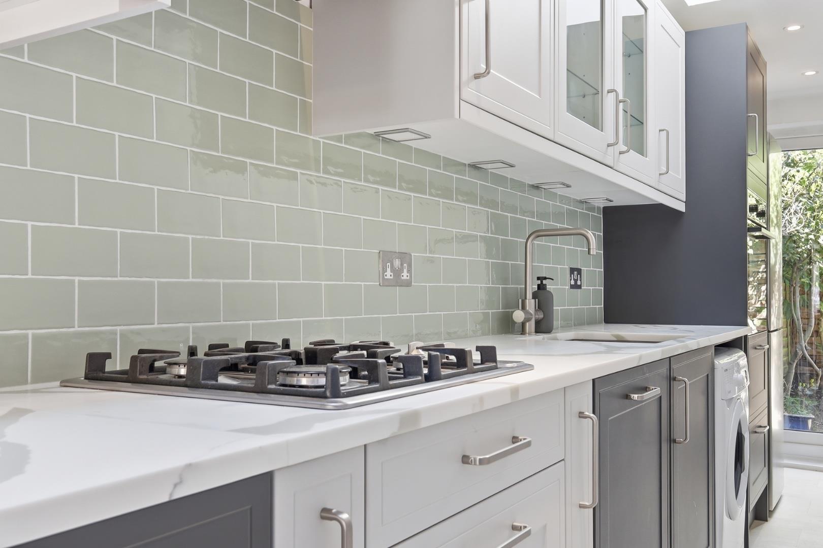 Flat Rusthall Avenue in London