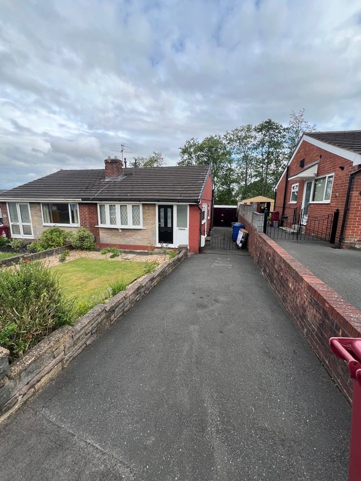 House Royshaw Avenue in Blackburn