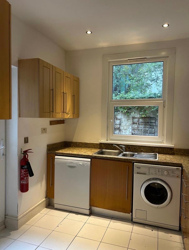 Room Marcia Road in Greater London