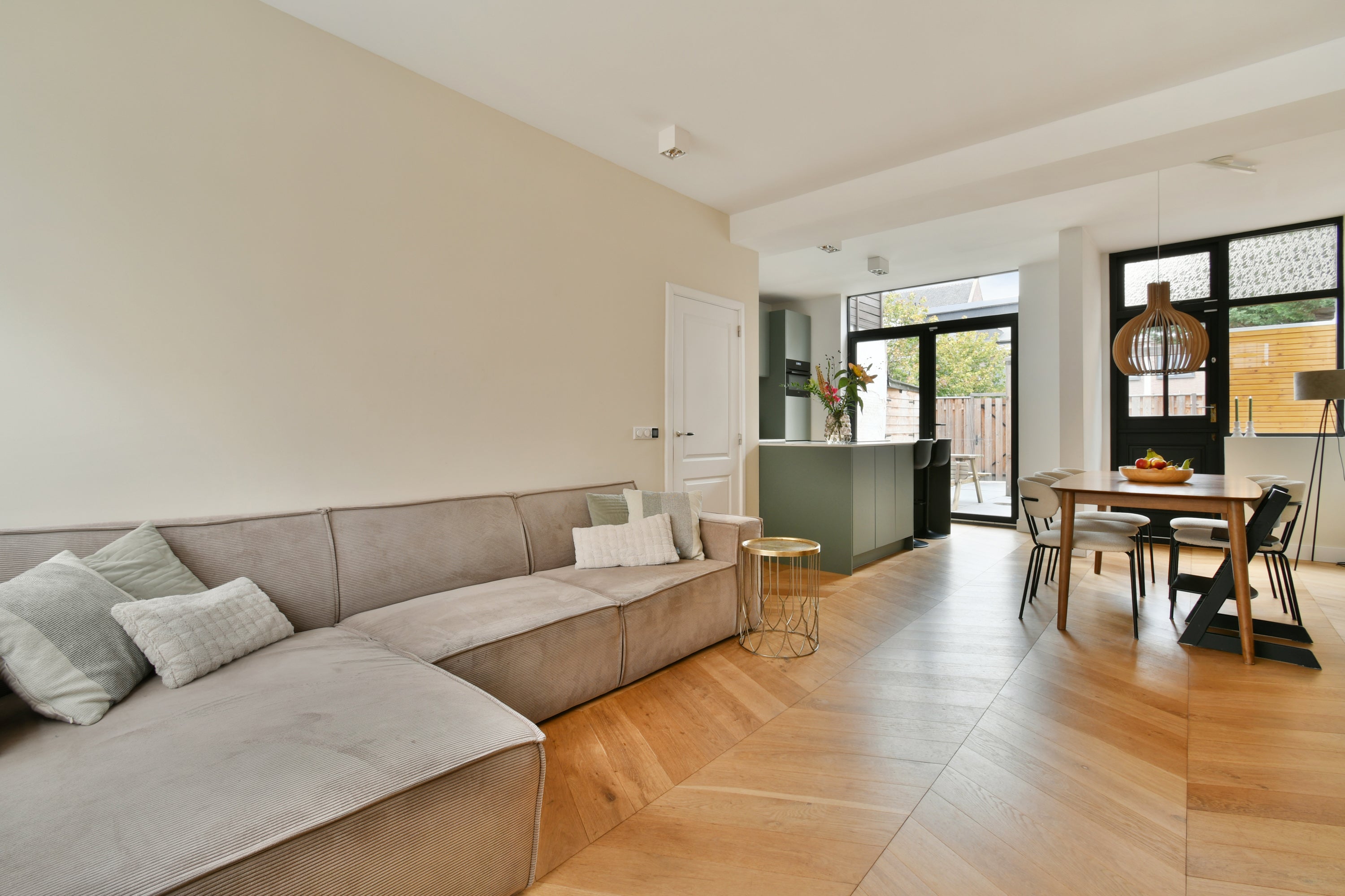 Tussenwoning te koop: Oosterstraat 5, Vlaardingen