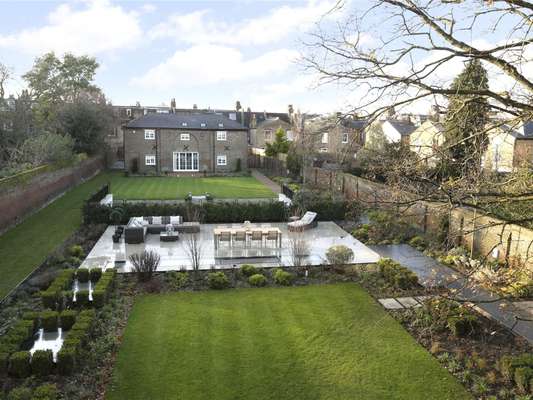 House Clapham Common West Side in Greater London