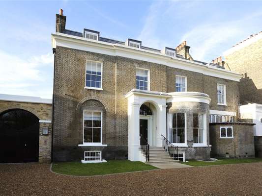 House Clapham Common West Side in Greater London