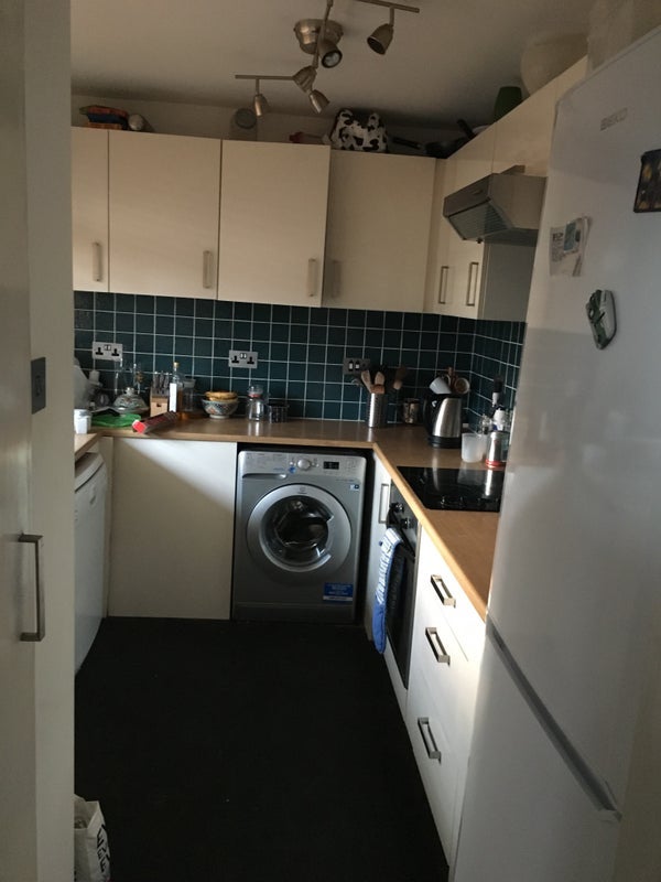 Room Alpha Grove in Greater London
