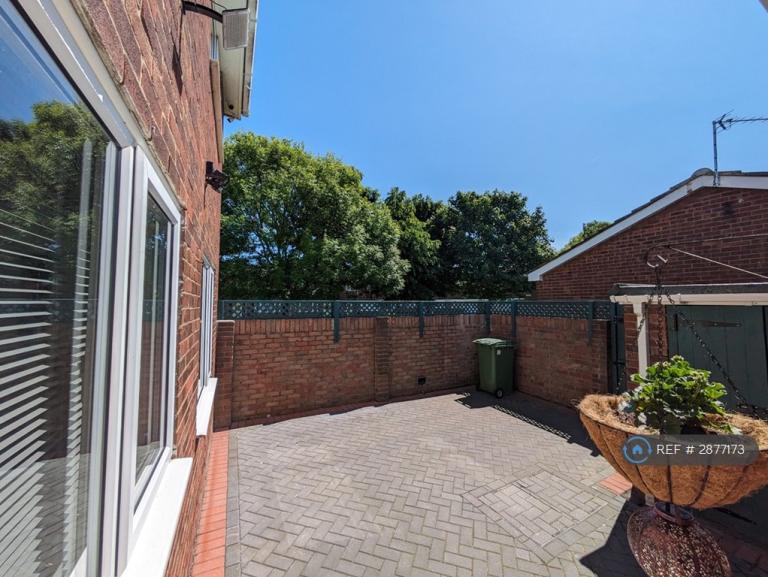 Room Bothal Close in Newsham