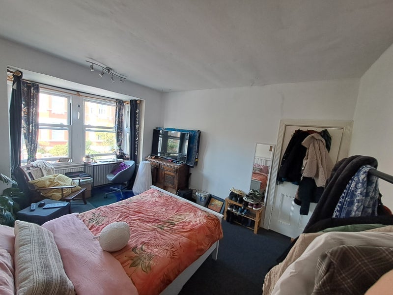 Room St. Julian's Farm Road in Greater London
