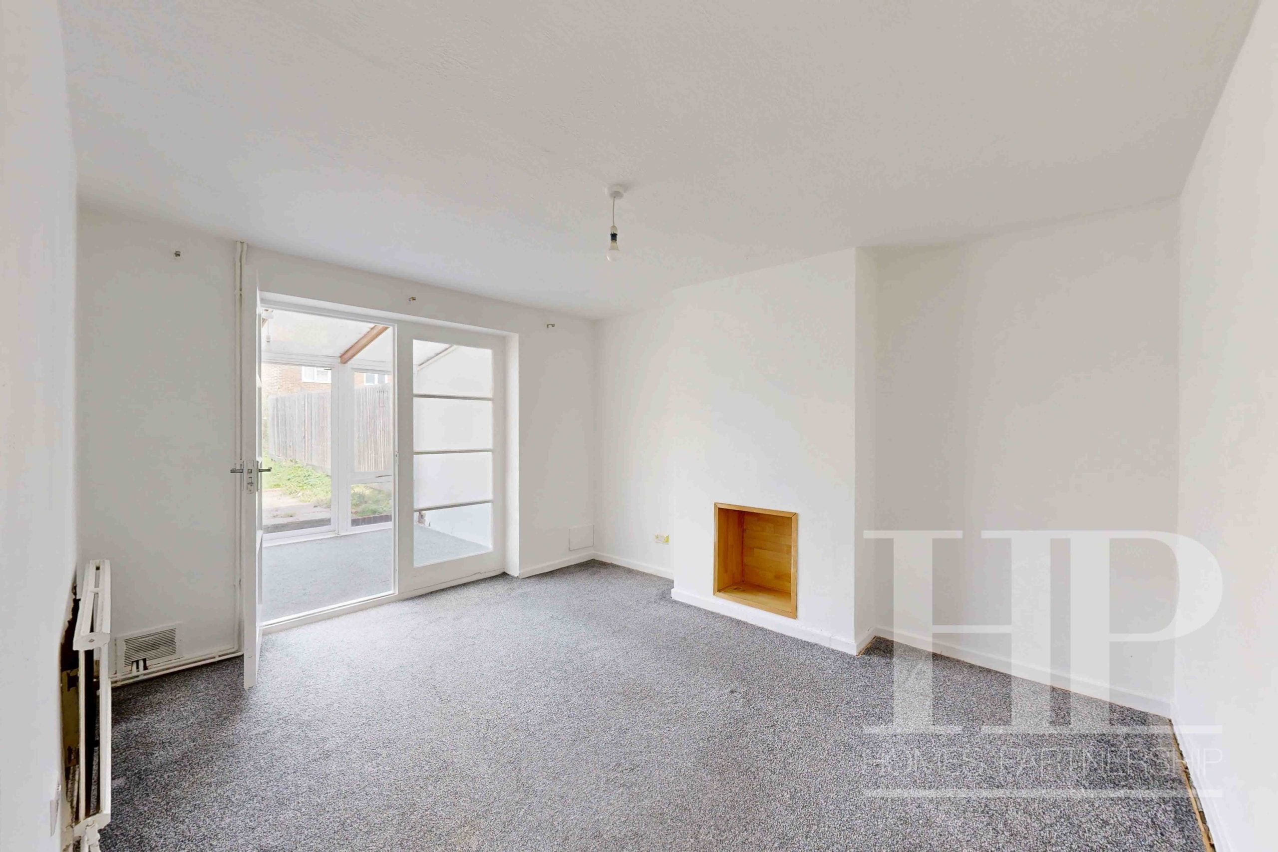 House Tennyson Close in Crawley