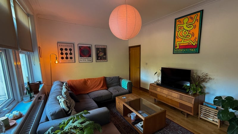 Room Coverton Road in Greater London