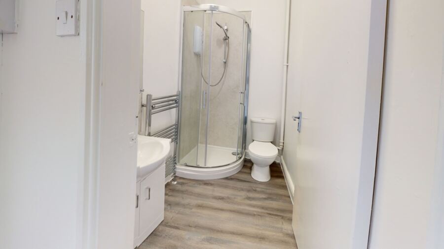 Flat Blandford Grove in Leeds