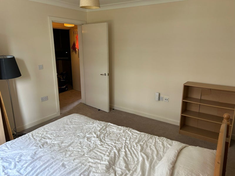 Flat Sidney Street in Greater London