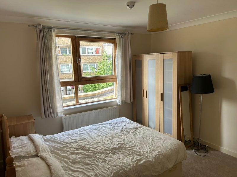 Flat Sidney Street in Greater London