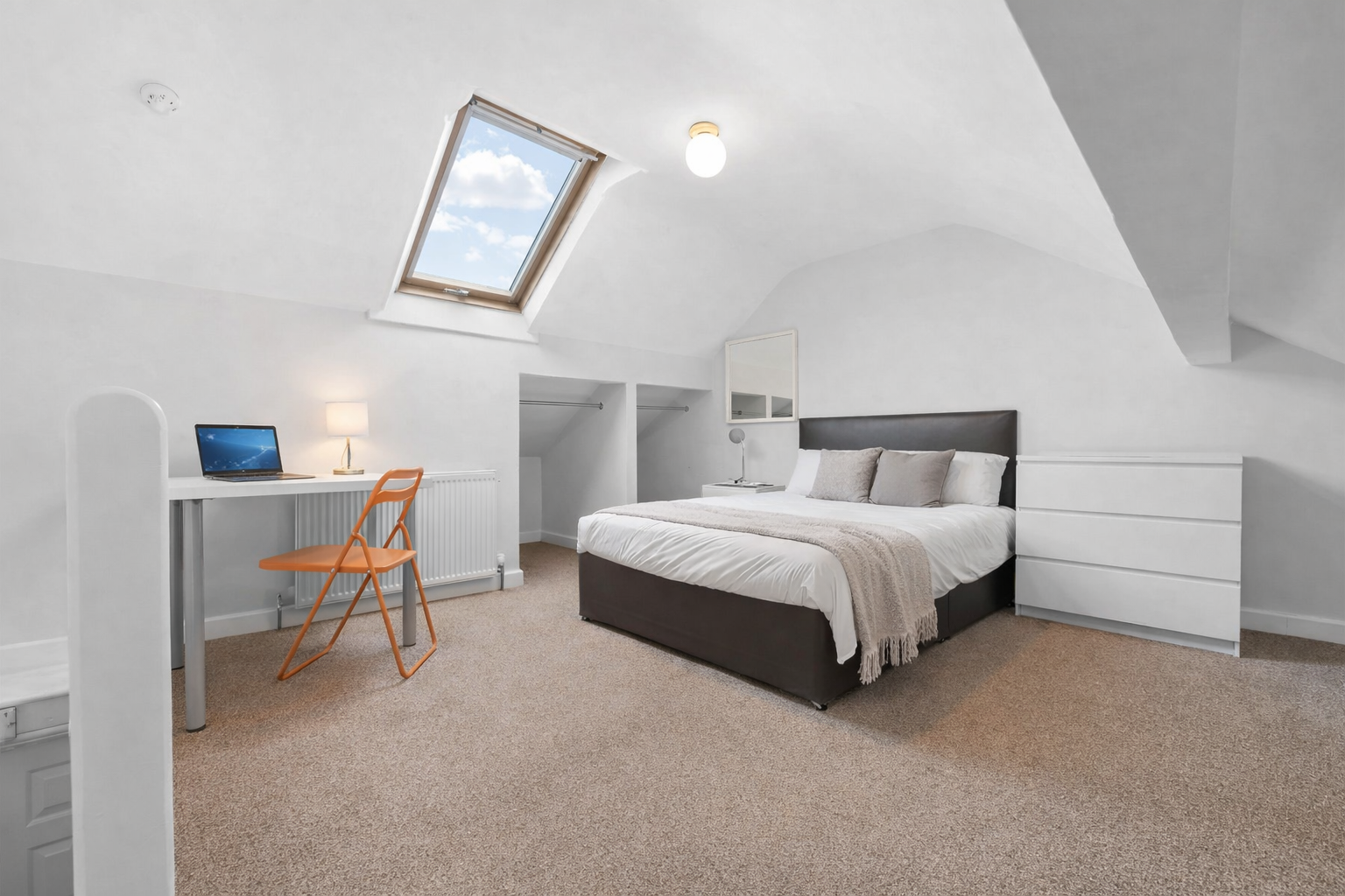 Room West Lorne Street in Chester