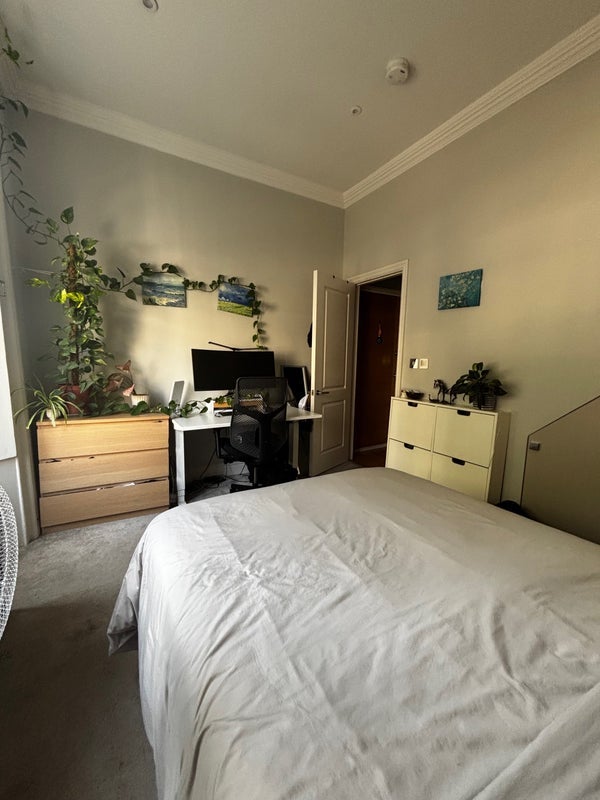Room Hornsey Street in Greater London