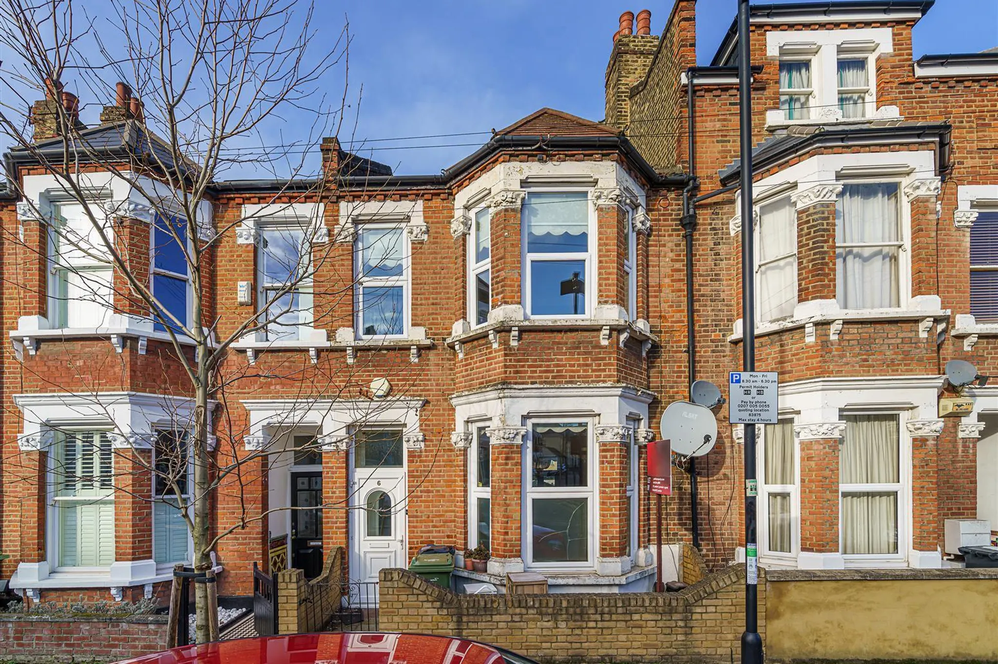 House Harpenden Road in Greater London
