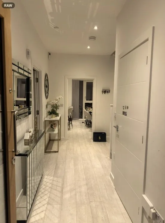House Hume Terrace in Greater London