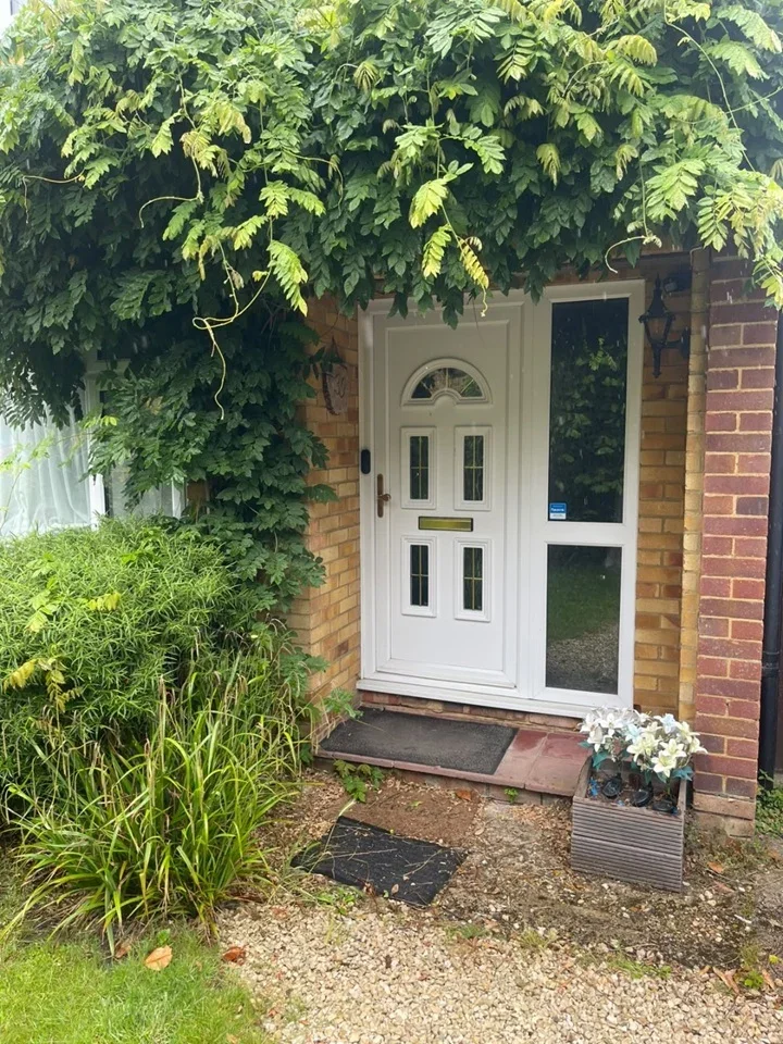 House Hinton Close in High Wycombe