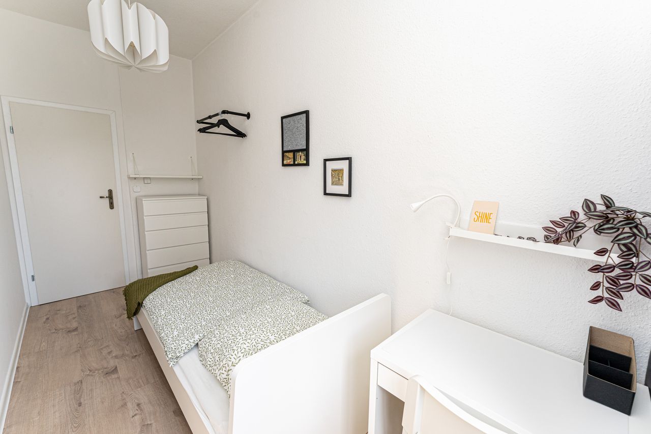 Zimmer Friedlander Straße in Berlin