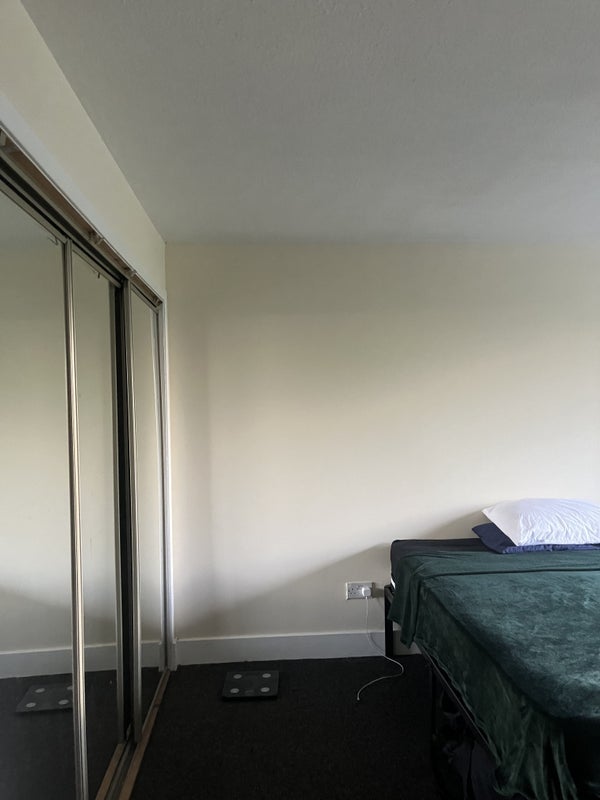 Room Lenzie Way in Glasgow