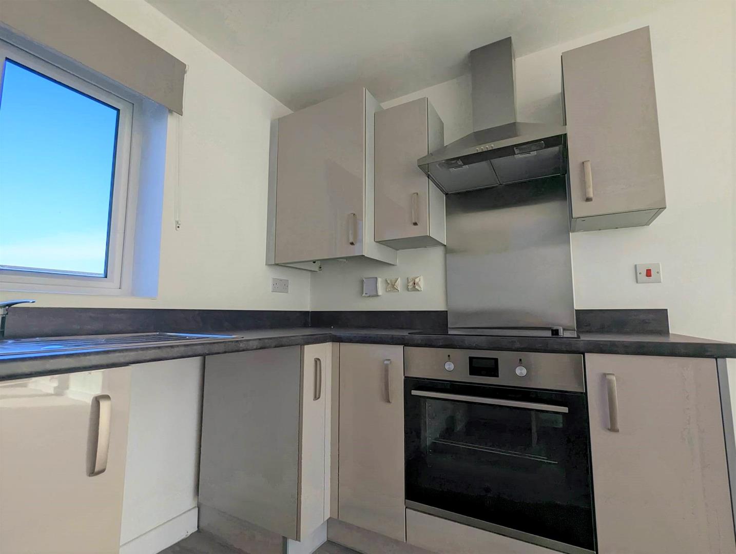 Flat Ascot Way in Birmingham