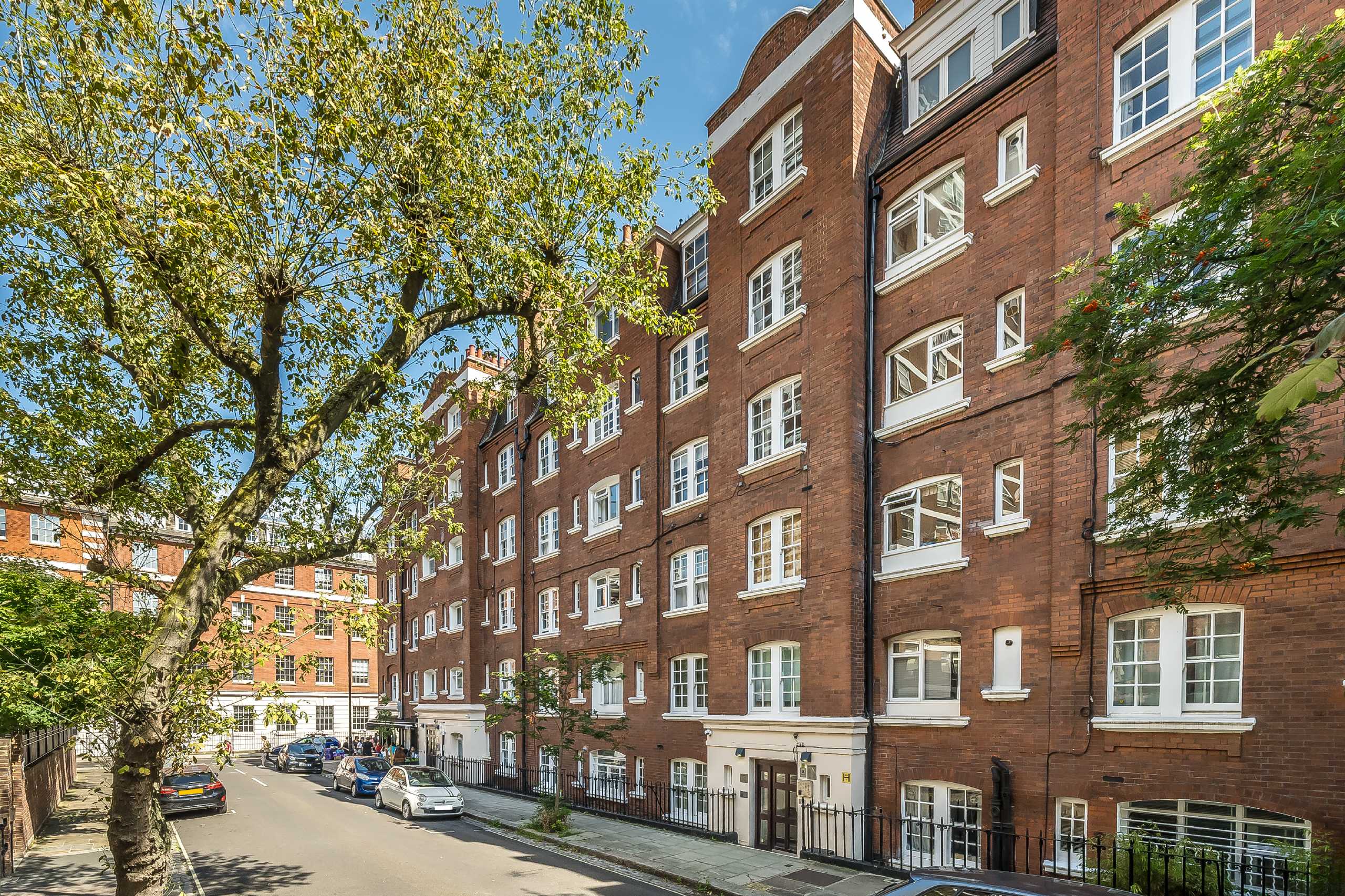 Flat Hastings Street in Greater London