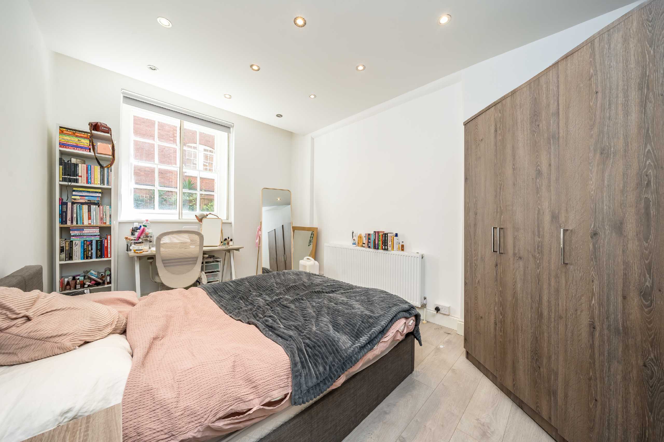 Flat Hastings Street in Greater London